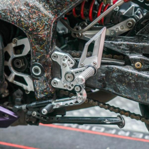 Footstep Foot Step Underbone WR3 RS ZX25R / ZX25RR / ZX4RR