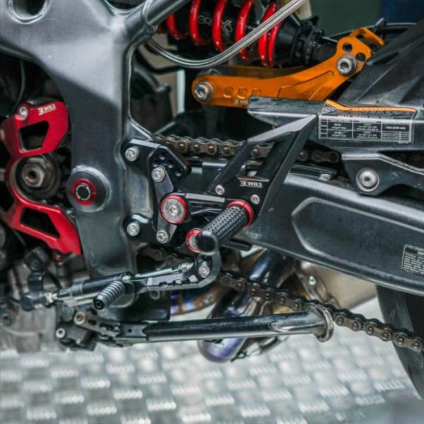 Footstep Foot Step Underbone WR3 RS ZX25R / ZX25RR / ZX4RR
