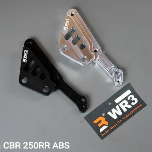Bracket Kaliper Brembo WR3 4 piston 1 pin CBR 250RR Depan